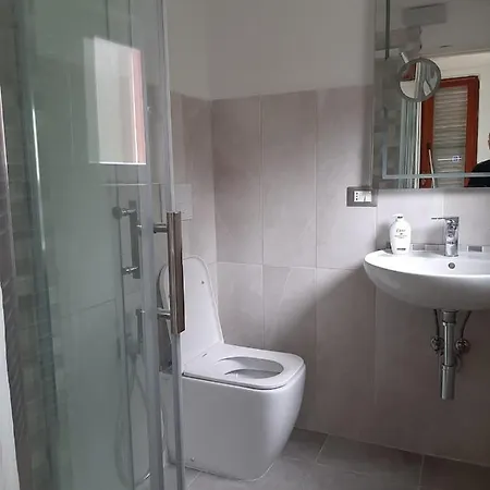 Casa Shanty בית הארחה לה ספציה